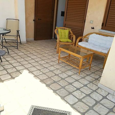 Case Vacanza Rosa Porto San Paolo  Ngoại thất bức ảnh