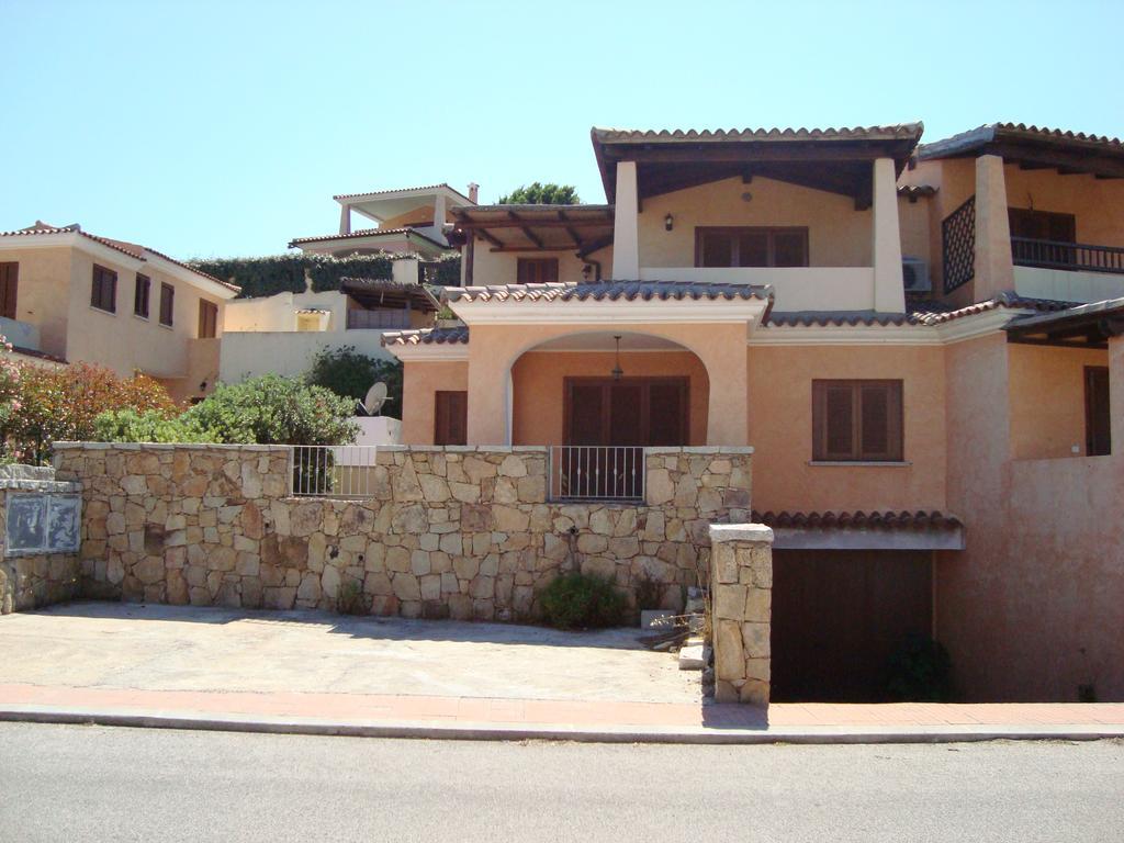 Case Vacanza Rosa Porto San Paolo  Ngoại thất bức ảnh