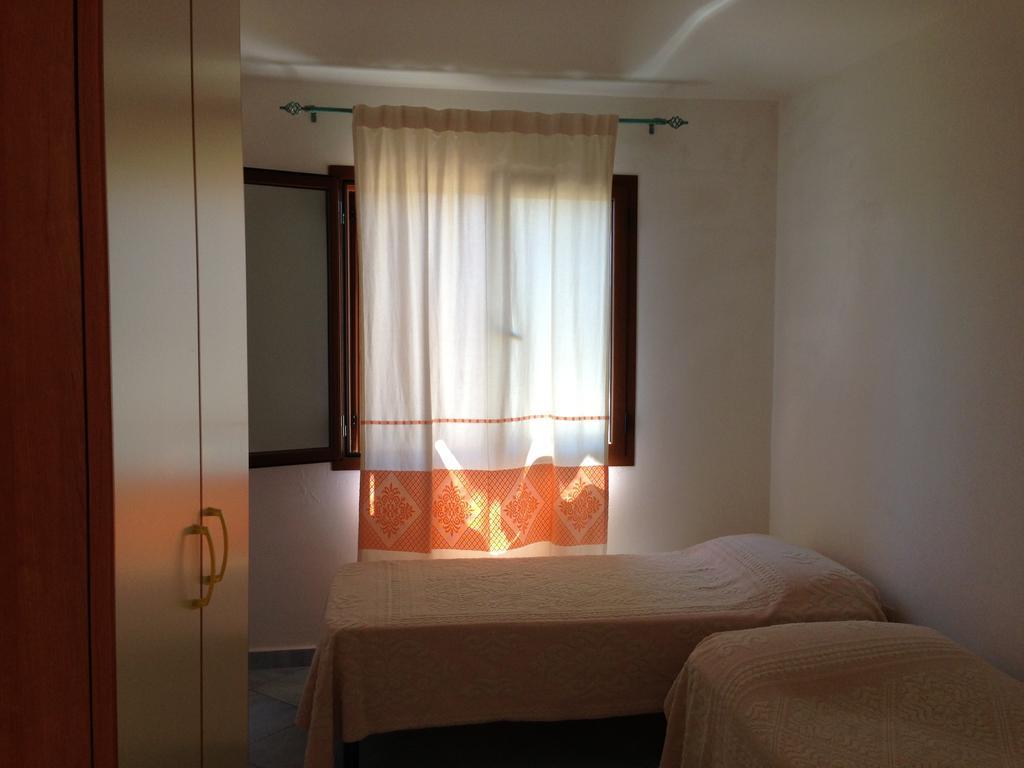 Case Vacanza Rosa Porto San Paolo  Phòng bức ảnh