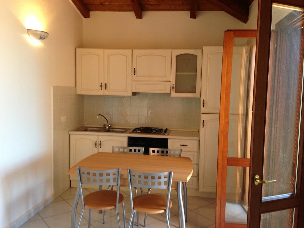 Case Vacanza Rosa Porto San Paolo  Phòng bức ảnh
